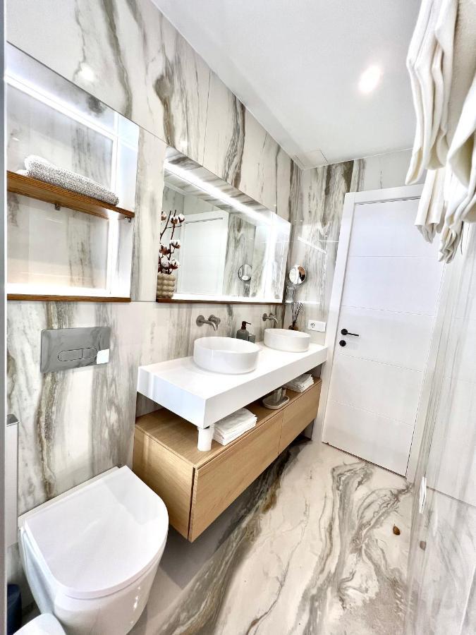 Apartment Silver & Brownie, Nuevo Cerca De La Playa